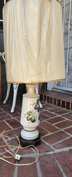 Vintage 1970s Mid-Century Ceramic Table Lamp
