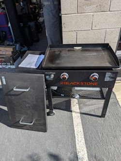 Blackstone 2-Burner Outdoor Flat Top Griddle 28"