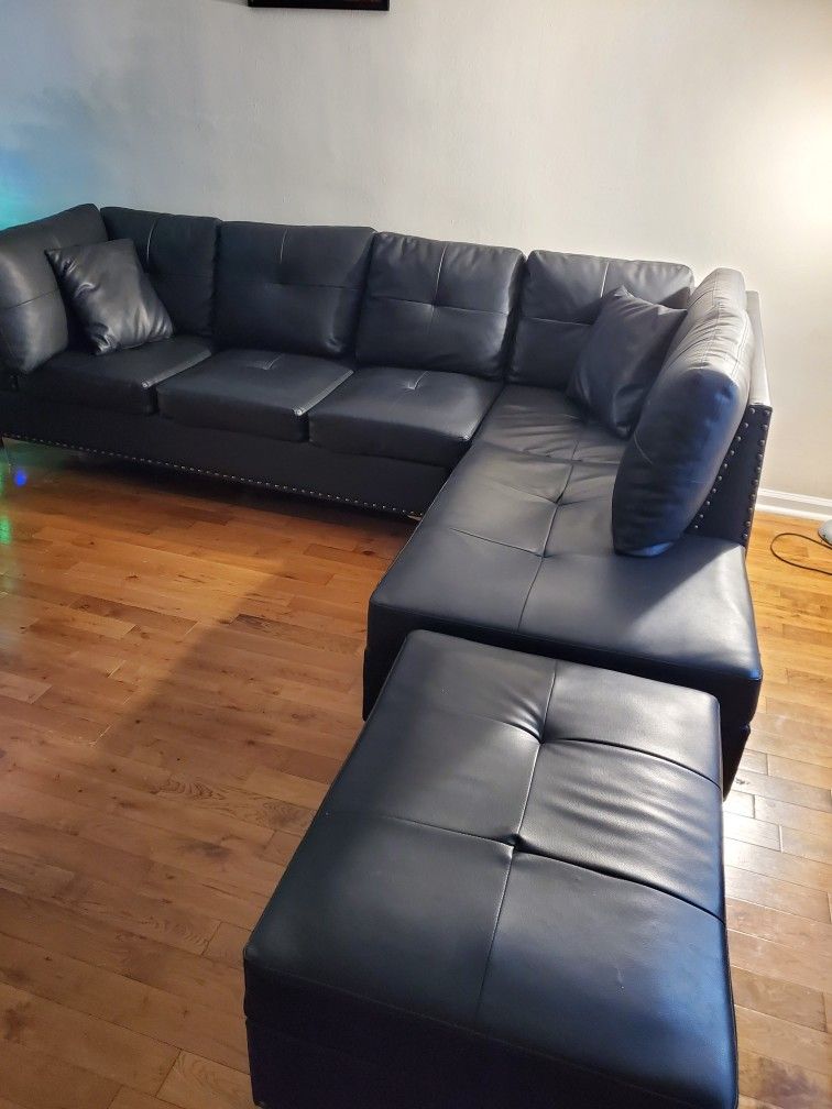 Furniture Black Leather 2 Piece Sectional With Ottoman 