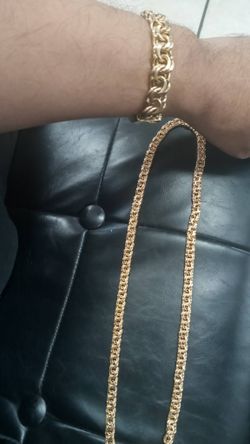 10k Gold Bracelet and chain