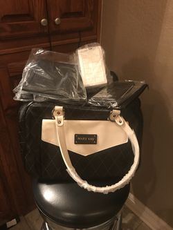 Mary Kay Bag Set New