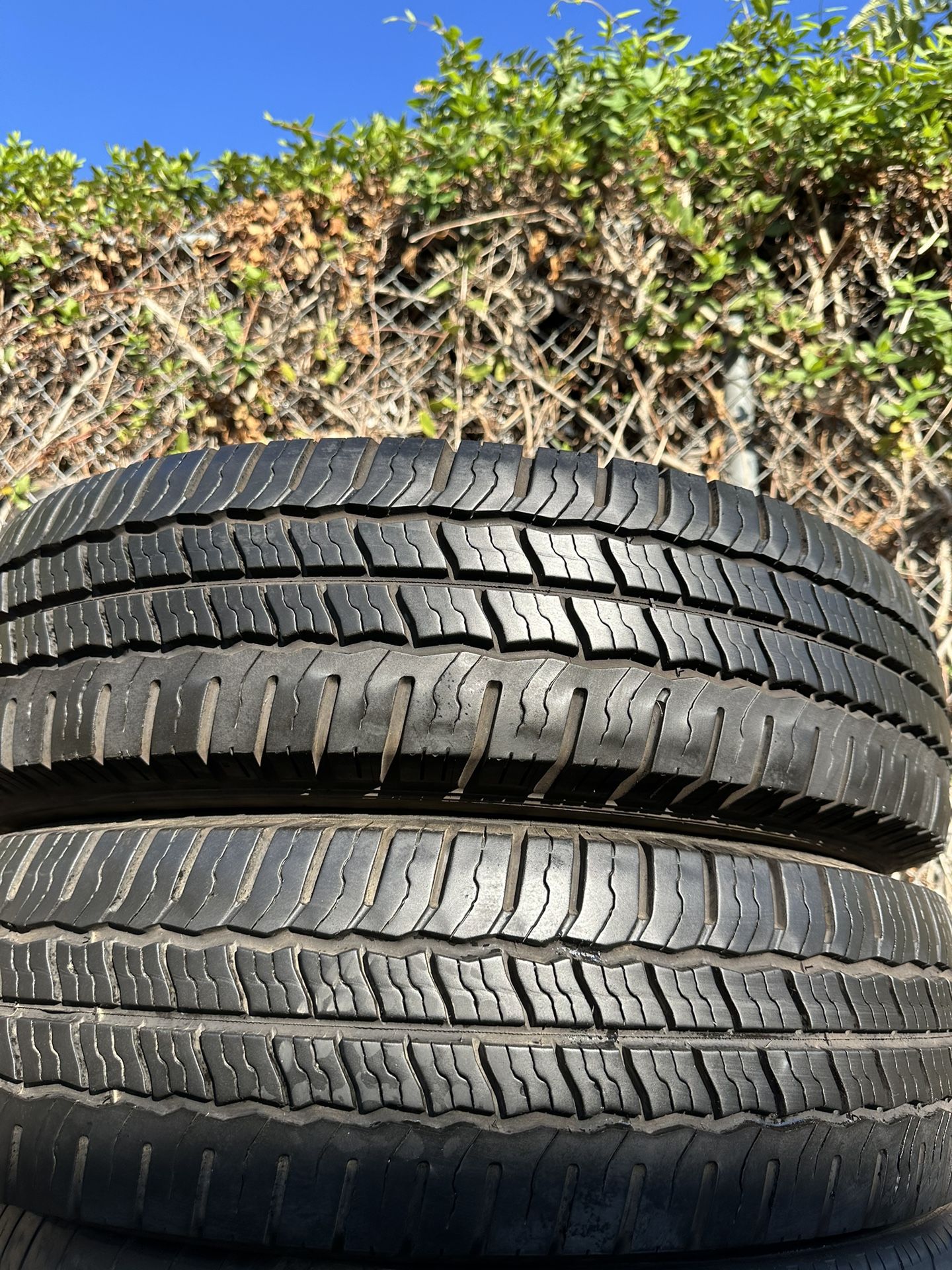 215 85 16 Michelin Agilis Cross Climate 215/85/16 Used Tires 215 85 16