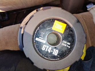 JBL AUDIO 10's 