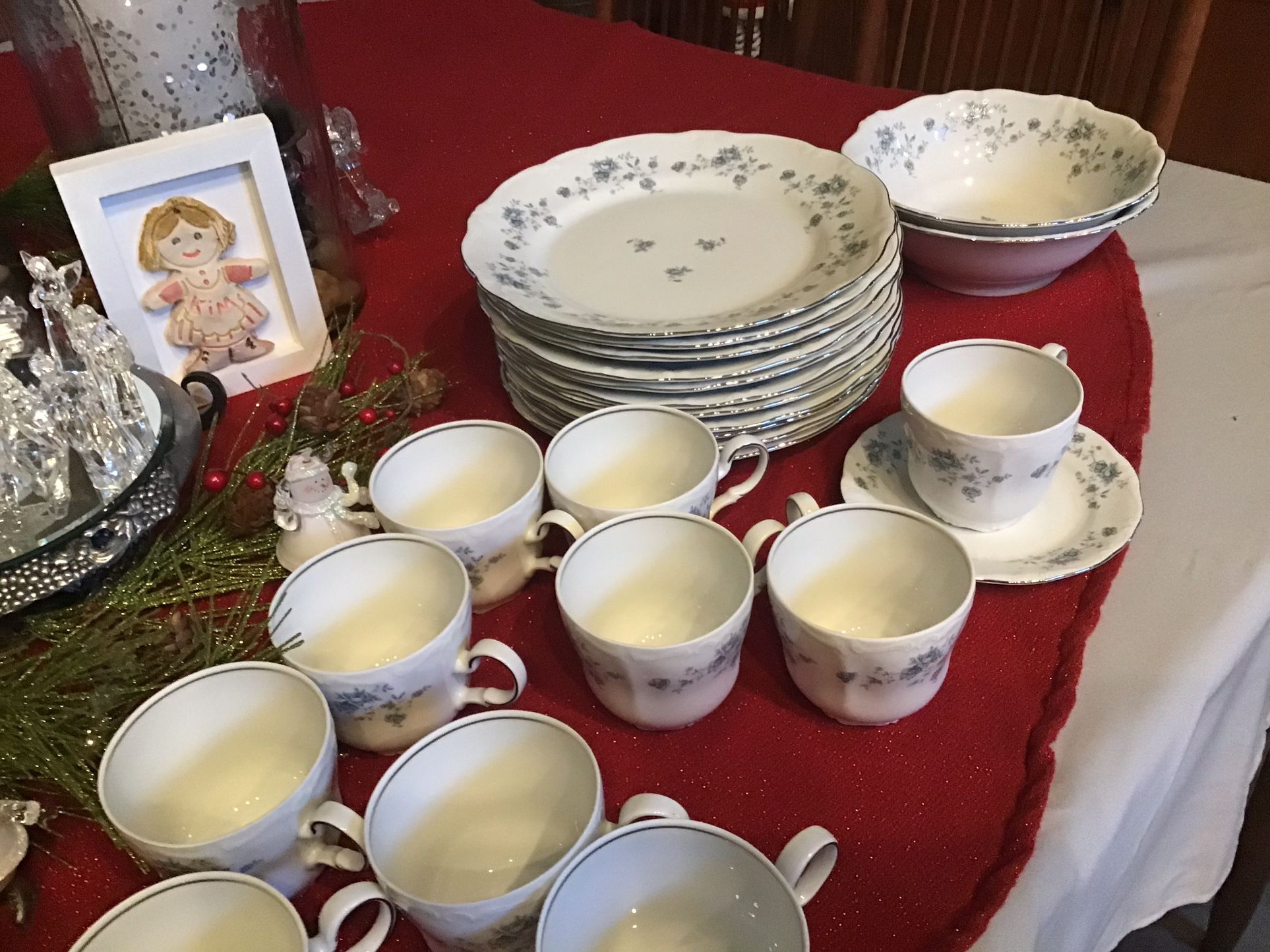 Beautiful vintage Johanna Haviland Blue Garland Bavarian Germany China Set