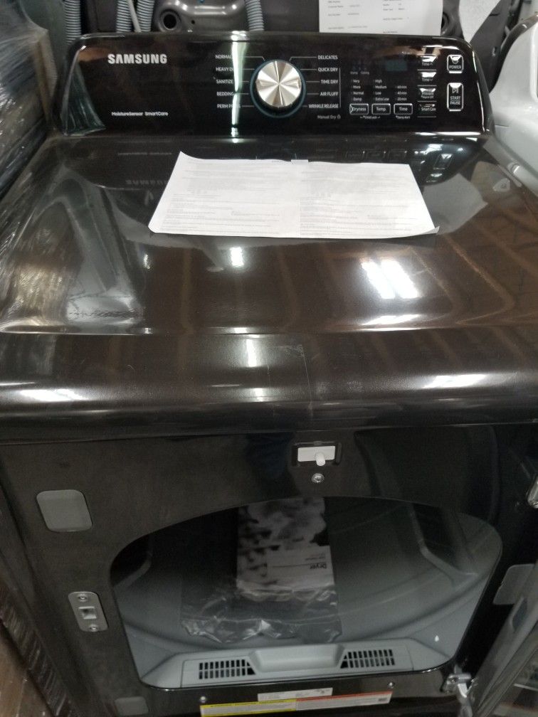 Samsung Top Load Washer And Gas Dryer Set Black stainless New