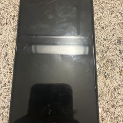 iPhone 8 Plus (iCloud Locked)