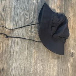 Adidas Bucket Hat 