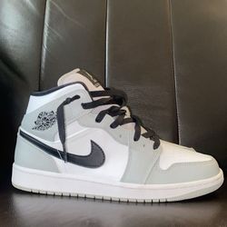 Jordan 1 Mid (light Smoke Gray) (size 9)