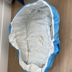 Blow-up toddler Baths