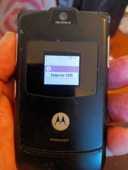 Motorola razor flip phone