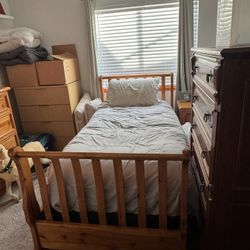 Twin Size Wooden Bed Frame And Mattress 