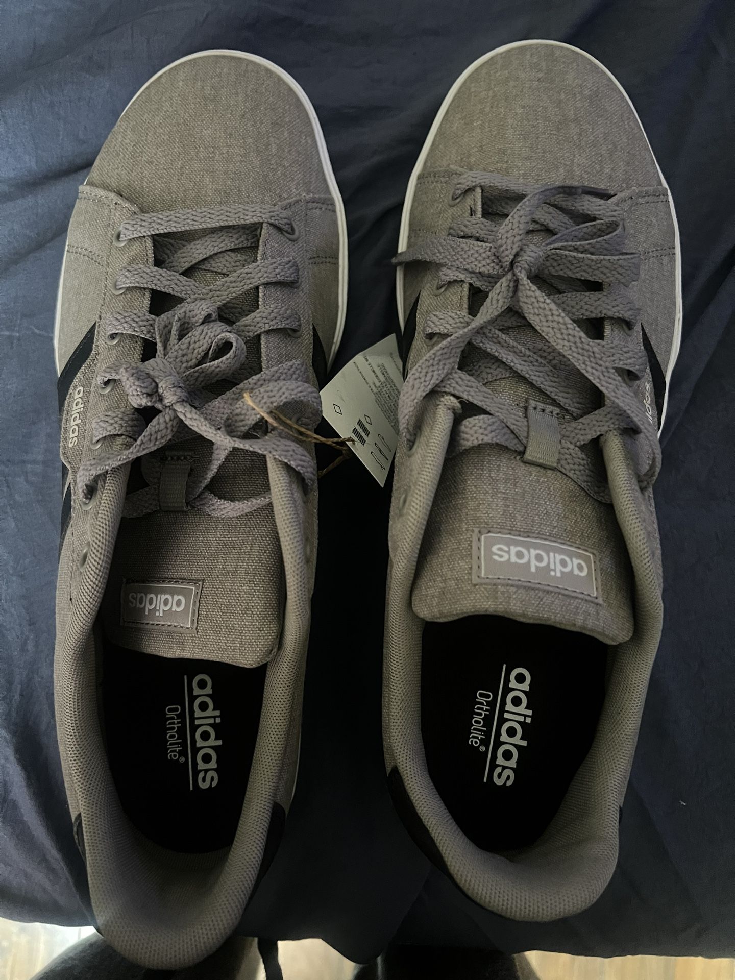 Adida Sneakers