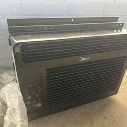 Midea Air Conditioner 5k Btu 