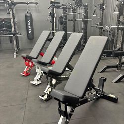 Adjustable Bench (AB-3000) Vesta Fitness