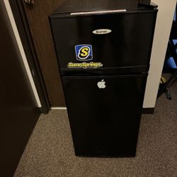 GOFLAME Compact Refrigerator, 3.4 cu. ft. Mini Cooler Fridge with Removable Glass Shelves, Adjustable Thermostat, Freestanding Fridge with Top Door Fr