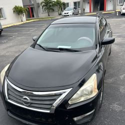 Nissan Altima 2015
