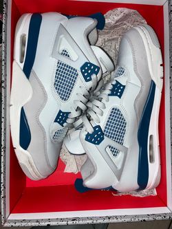 Nike Jordan military 4s size 10.5