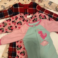 4 PJs  Set 18mo Girl 