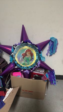 The little mermaid piñata