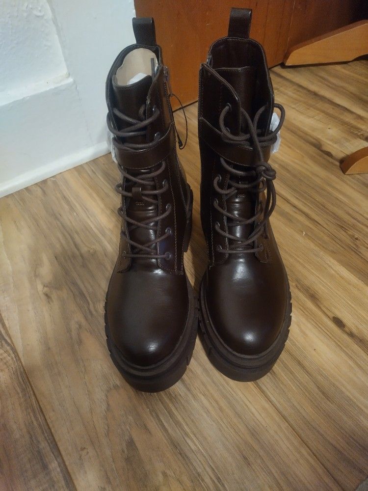 The Drop Womens Koi Lace-Up Platform Combat Boots Combat Boots. Size 8.5
