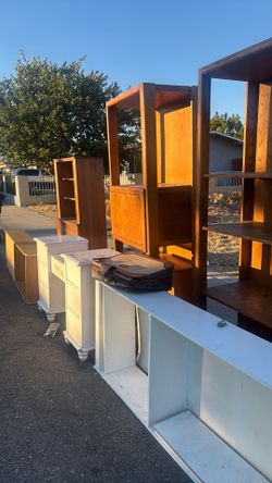 Curbside shelves