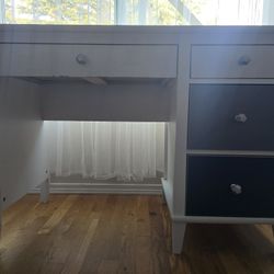 White with Grey Drawers Kids Desk
by
Little Seeds