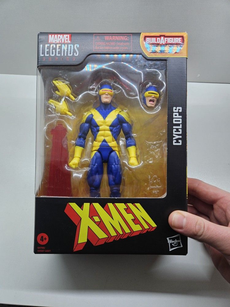 Marvel Legends Cyclops.