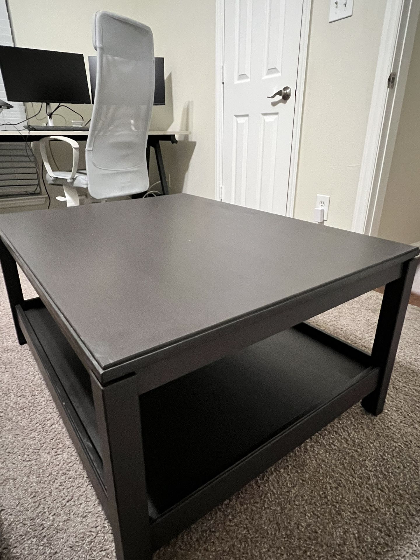 Used Coffee Table – Great Condition