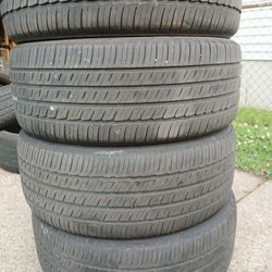 SET OF MICHELIN PRIMACY MXM4 TIRES SIZE 245 45 20