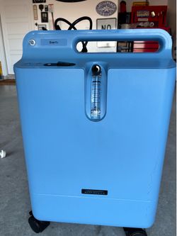 Used Respironics EverFlo Concentrator 5L