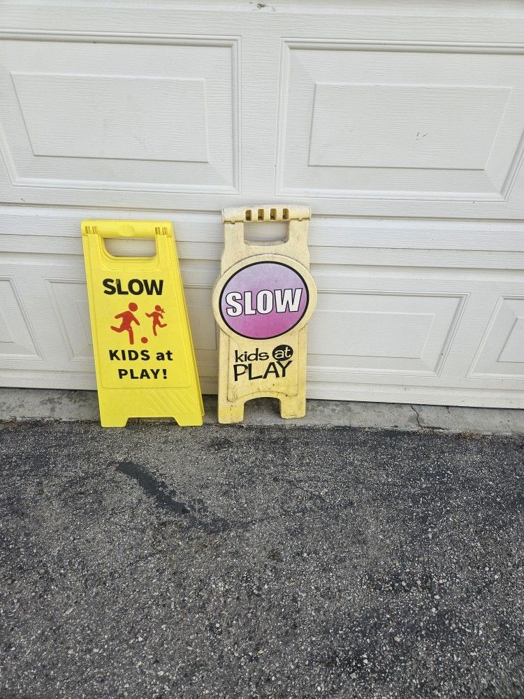 Slow Children At Play Signs