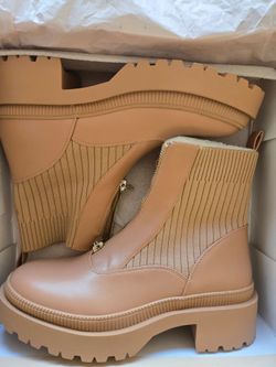 $80 NEW BCBGeneration Tan Leather Montana Boot Sz 8.5