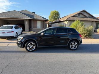 2015 Mercedes-Benz GLA 250