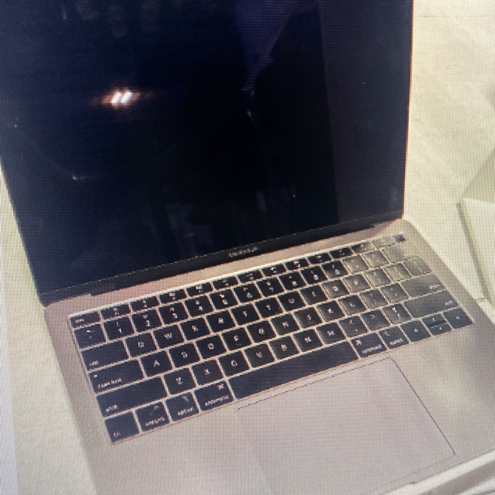 Apple 2022 MacBook Air M2 13.6 Inch 16gb Ram 256gb Storage MIDNIGHT