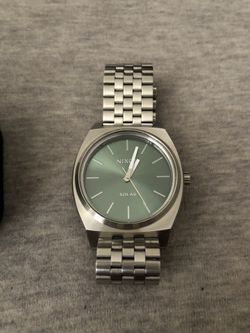 Nixon Watch