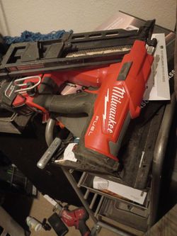 Nail gun