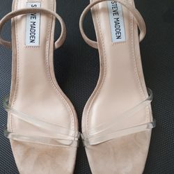 New In Box Size 7  Steve Madden Nude Heels With Clear Strap