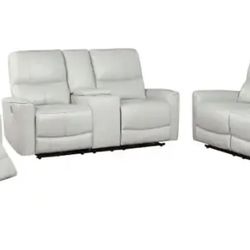 Sofá  Power Reclining, New in Boxes. Can Deliver