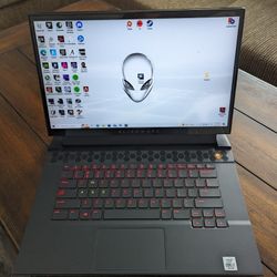 Alienware M15 R3