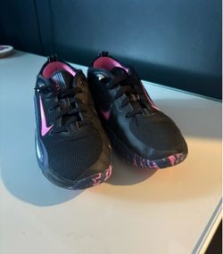 Kids basketball shoes