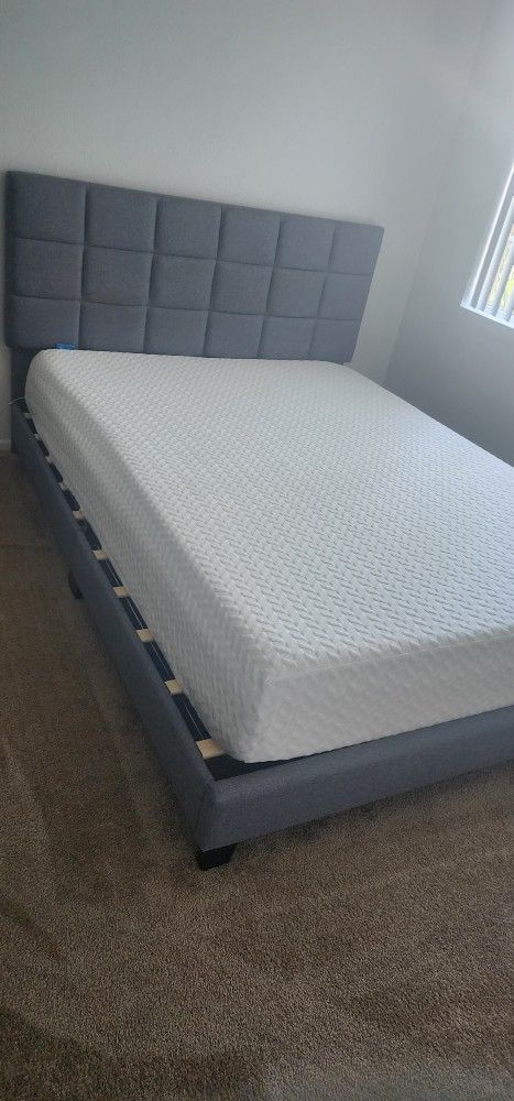 Bed Frame And Mattress 