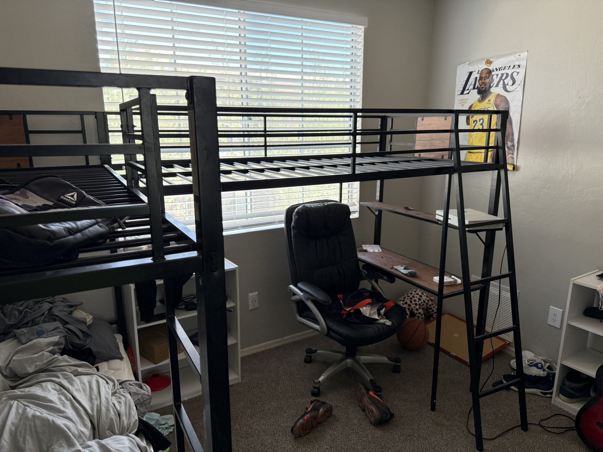Triple Bunk Bed W Desk Like New Had For 4 Months