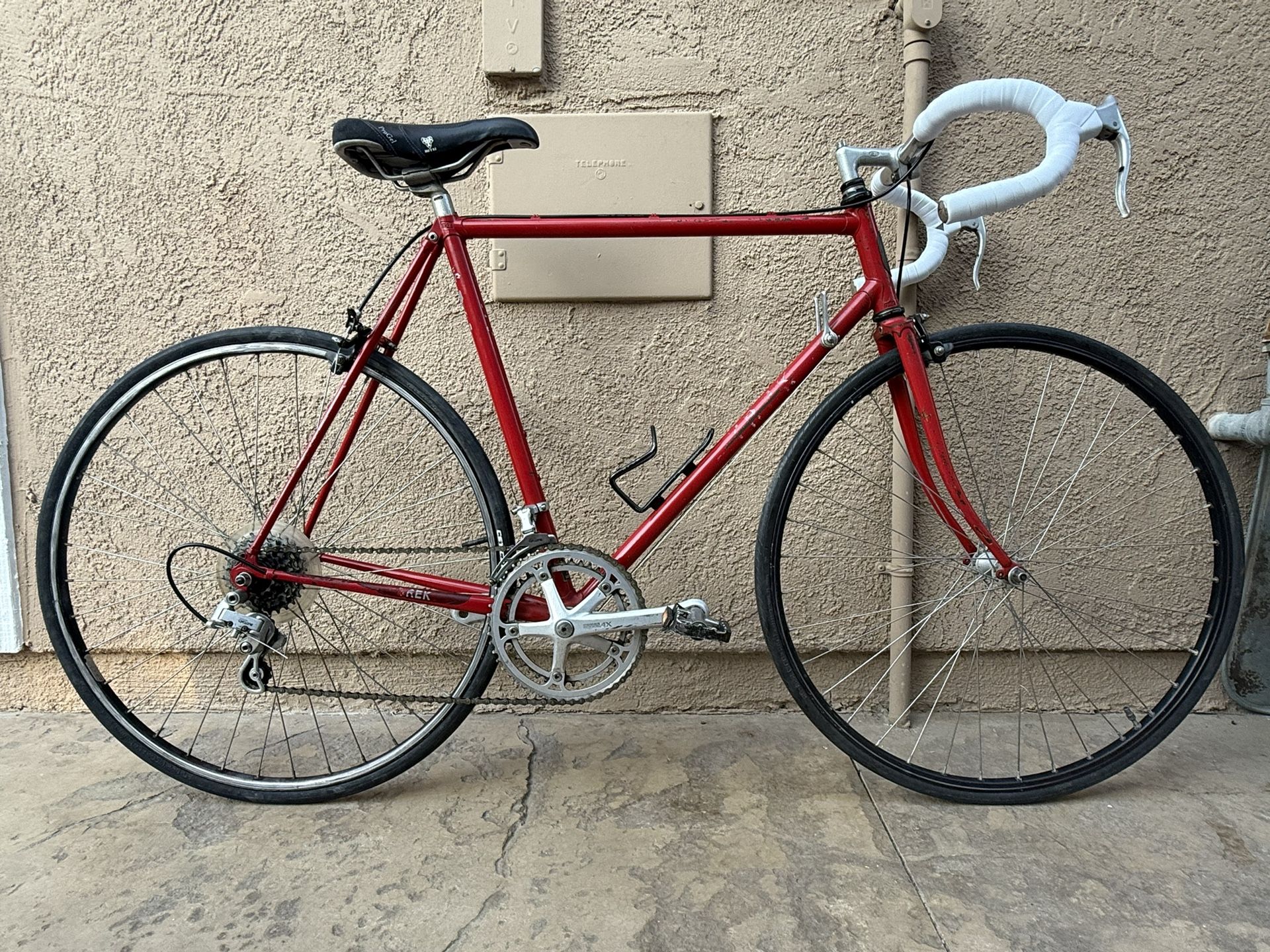 Trek 620 Road Bike Touring Suntour Cyclone 12 Speed Reynolds 531 Lightweight This bike is fully tuned, dialed in and ready to ride, it does not need