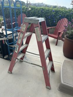 Heavy Double Sided 4’ Ladder