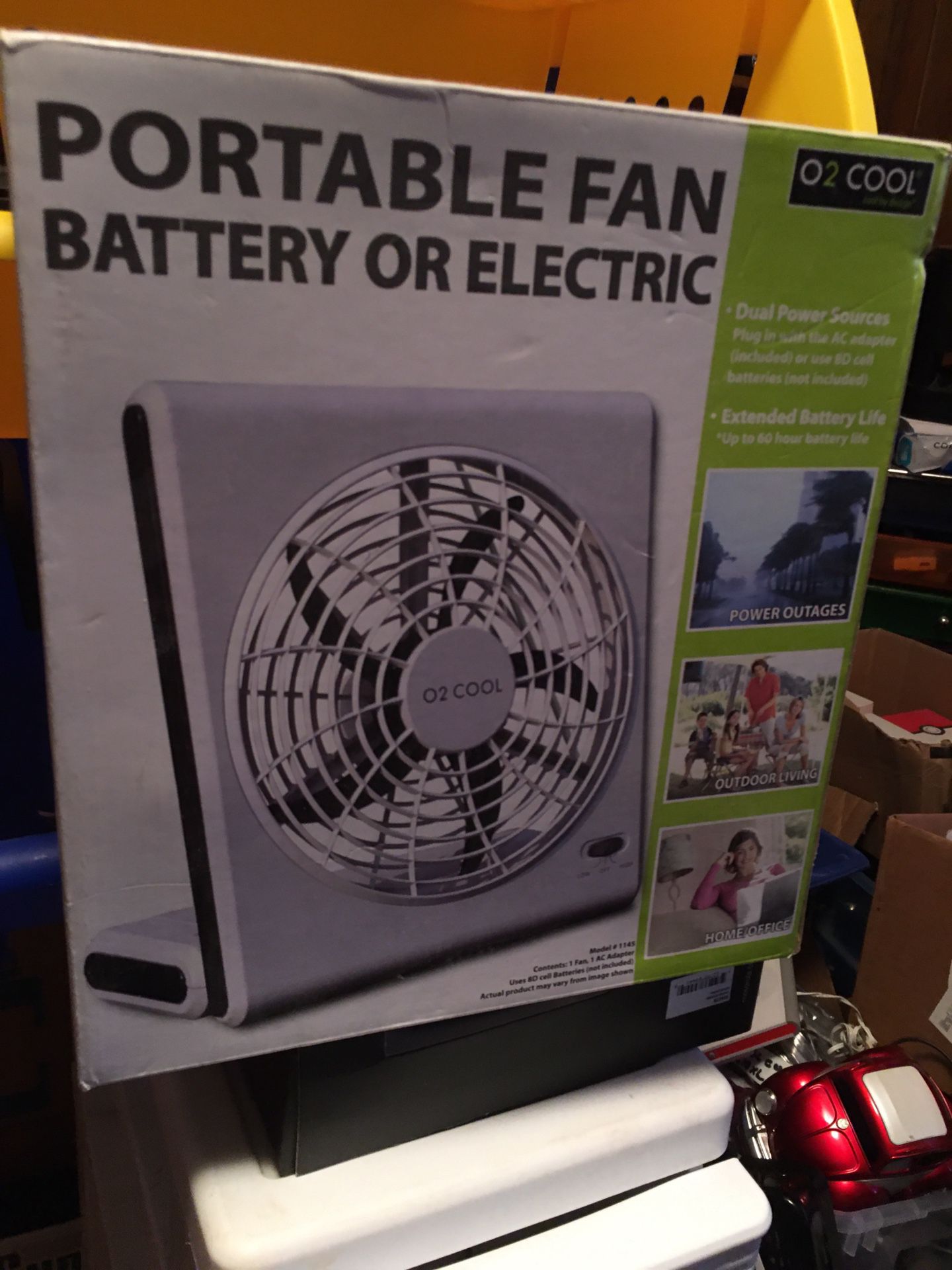 battery, or plug in fan