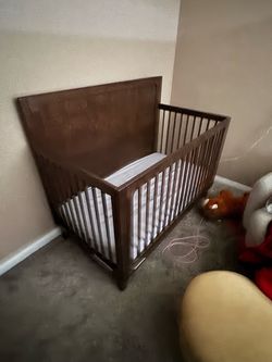 Dark Brown Wooden Baby Crib with Mattress