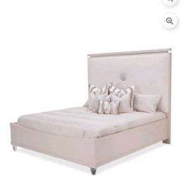 Cama King con conchon,respaldar