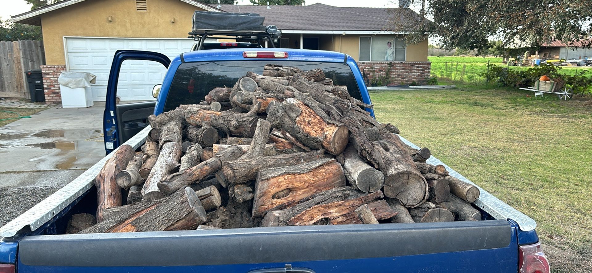 200$ Truckload Seasoned almond Delivered