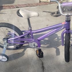 Specialized. Hotrock 16" Girls Bike 