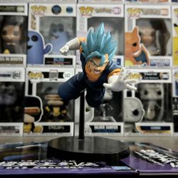 DBS SSGSS Vegito Figurine 